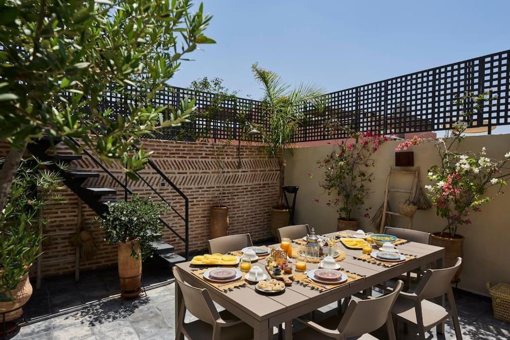 Riad Miloud En Exclusivite 10 P Au Coeur De La Medina Марракеш Экстерьер фото