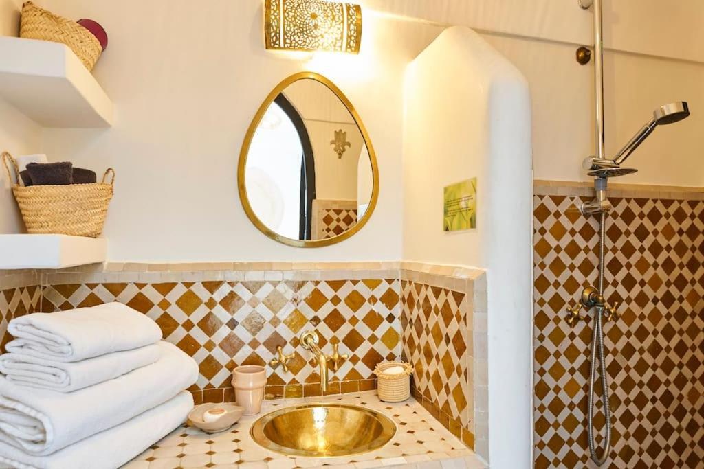 Riad Miloud En Exclusivite 10 P Au Coeur De La Medina Марракеш Экстерьер фото